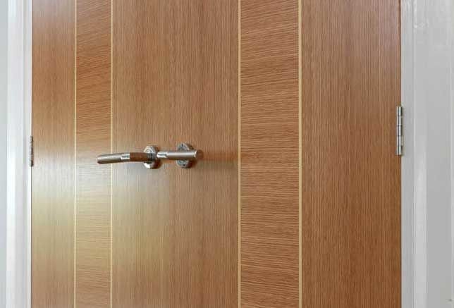 JB Kind Roller door handle design