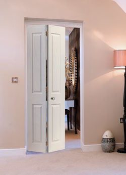 Bi-folding door