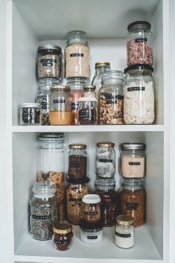 Kitchen storage containers